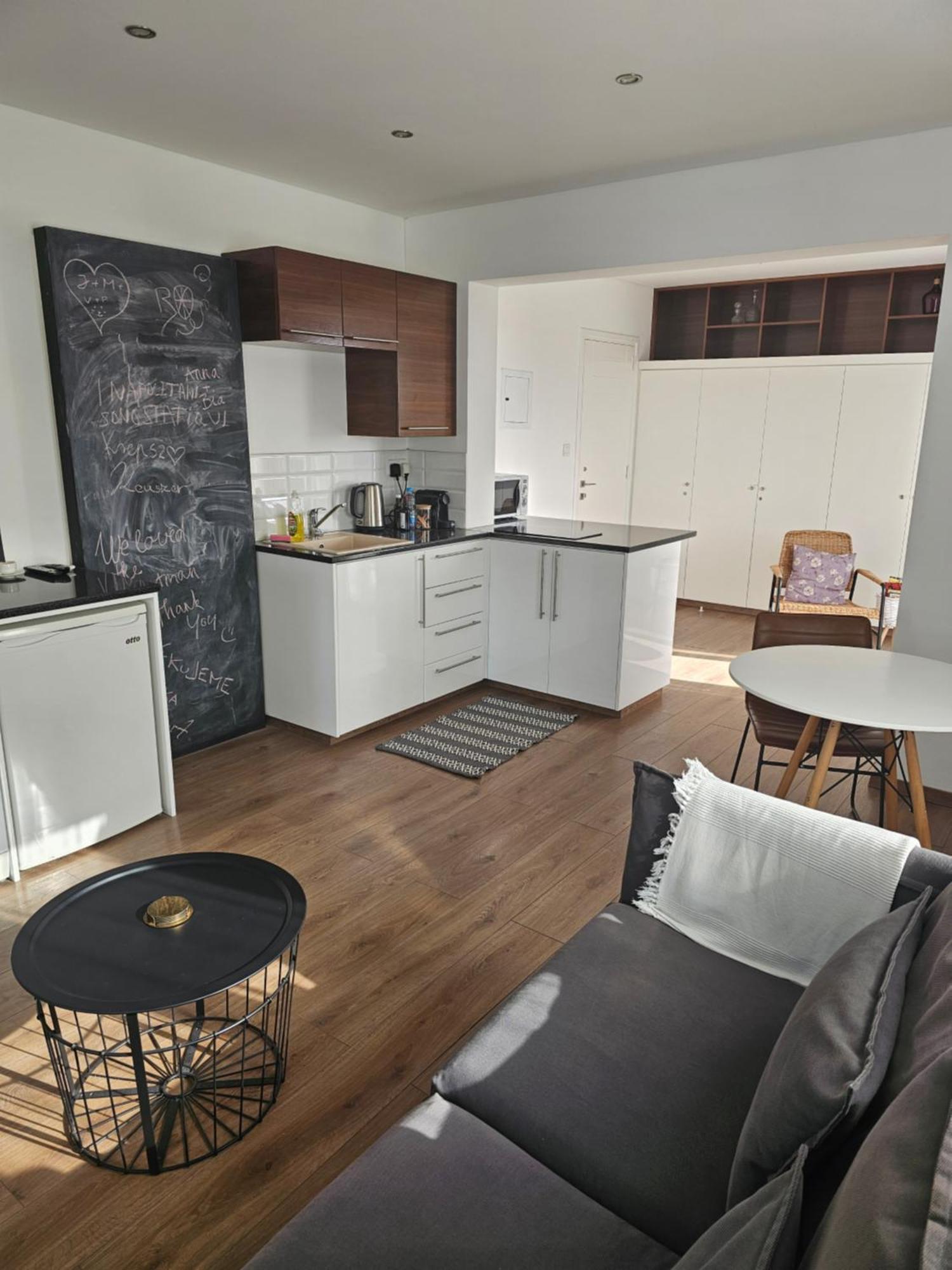 City Center Apartments Pafos Zewnętrze zdjęcie